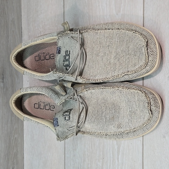 Hey Dude Men's Wally Free Beige Casual Slip On Loafers Flats Sz 13 - Picture 3 of 11